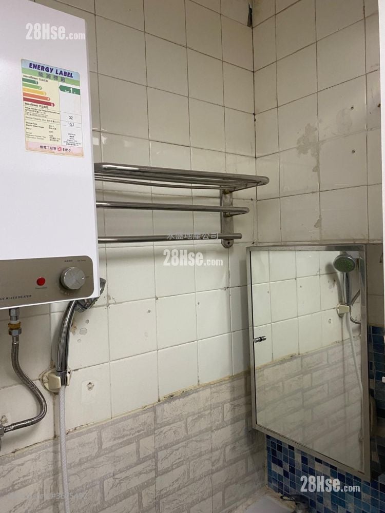 豪华阁 租盘 2 房 , 1 浴室 282 平方尺