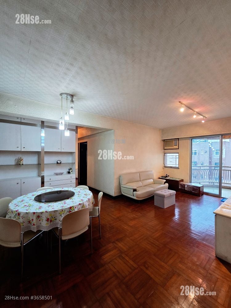 Kingsfield Tower Sell 3 Bedrooms , 2 Bathrooms 854 ft²