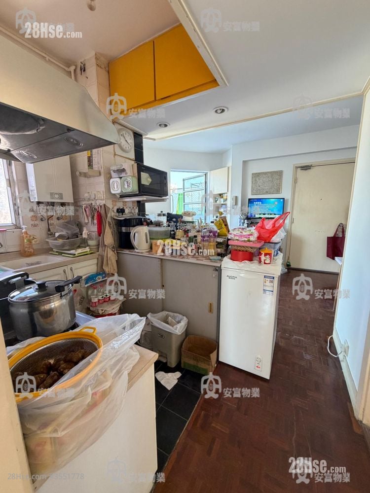 八号花园 售盘 2 房 , 1 浴室 434 平方尺