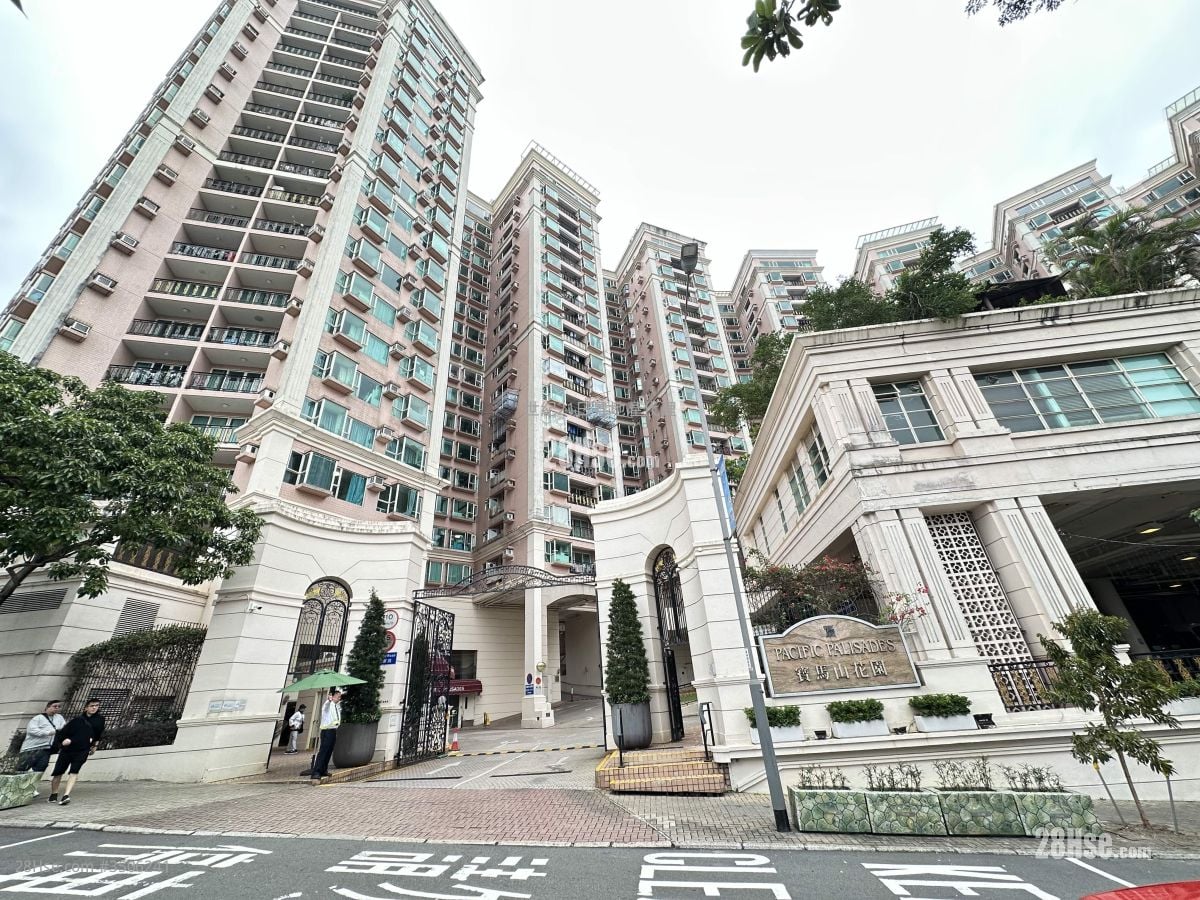 Pacific Palisades Sell 845 ft²