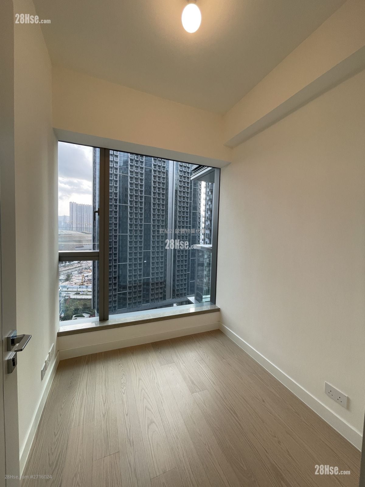 Monaco 租盘 3 房 , 2 浴室 762 平方尺