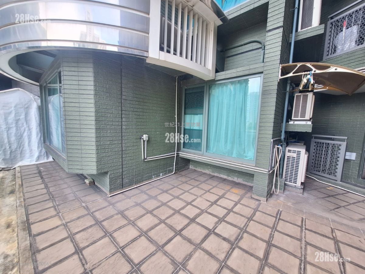 尚御 售盘 4 房 , 3 浴室 1,355 平方尺