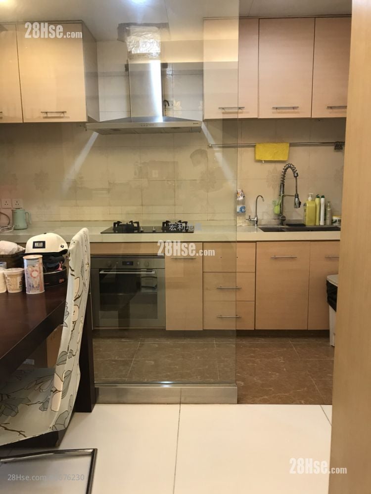 皆兴大厦 售盘 950 平方尺