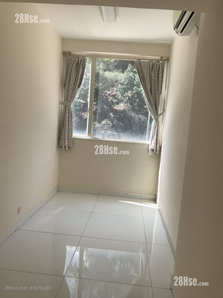 皆兴大厦 售盘 950 平方尺