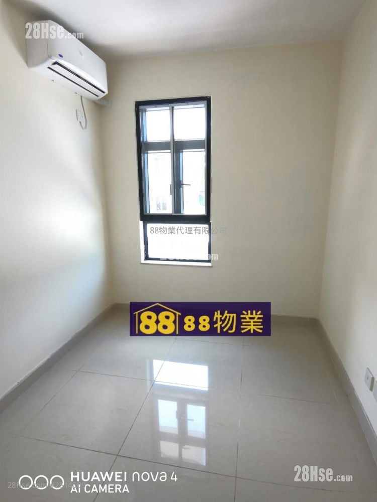 Village Sell 3 Bedrooms , 2 Bathrooms 700 ft²