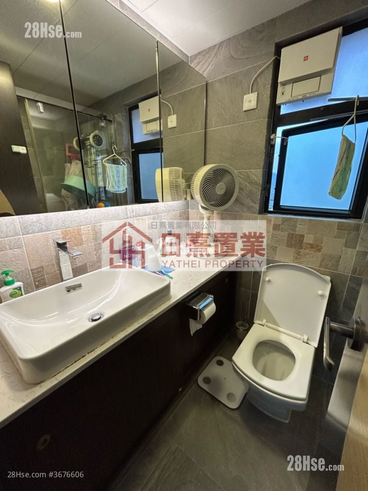 御皇庭 售盘 4 房 , 2 浴室 695 平方尺