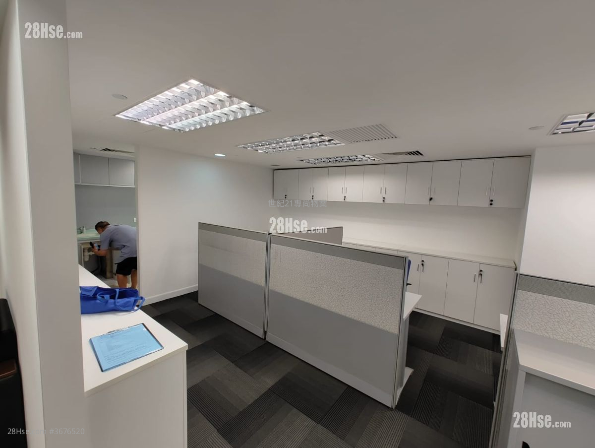 會展廣場辦公大樓 租盤 3 房