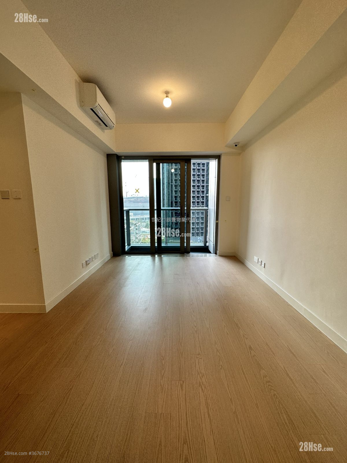 Monaco 租盘 3 房 , 2 浴室 762 平方尺