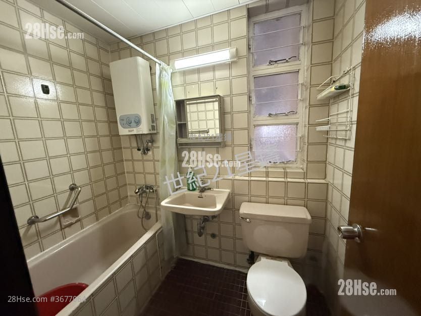 Chi Fu Fa Yuen Sell 588 ft²