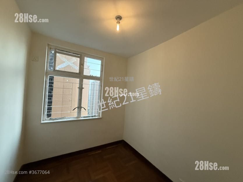 Chi Fu Fa Yuen Sell 588 ft²