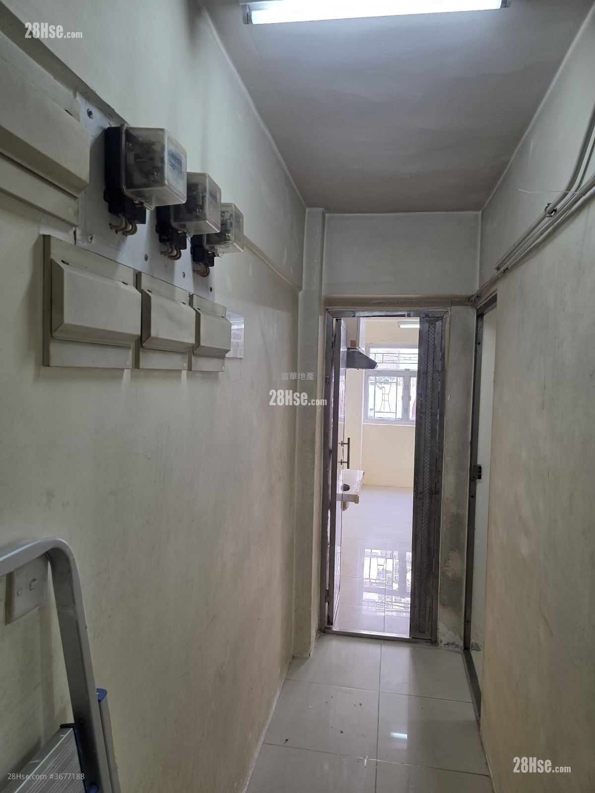 永隆大厦 售盘 3 房 , 3 浴室 385 平方尺