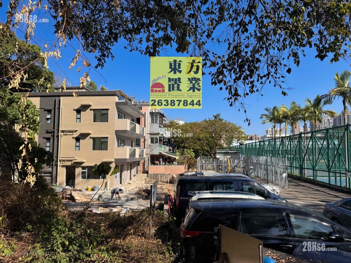 Village Sell 2 Bedrooms , 1 Bathroom 435 ft²