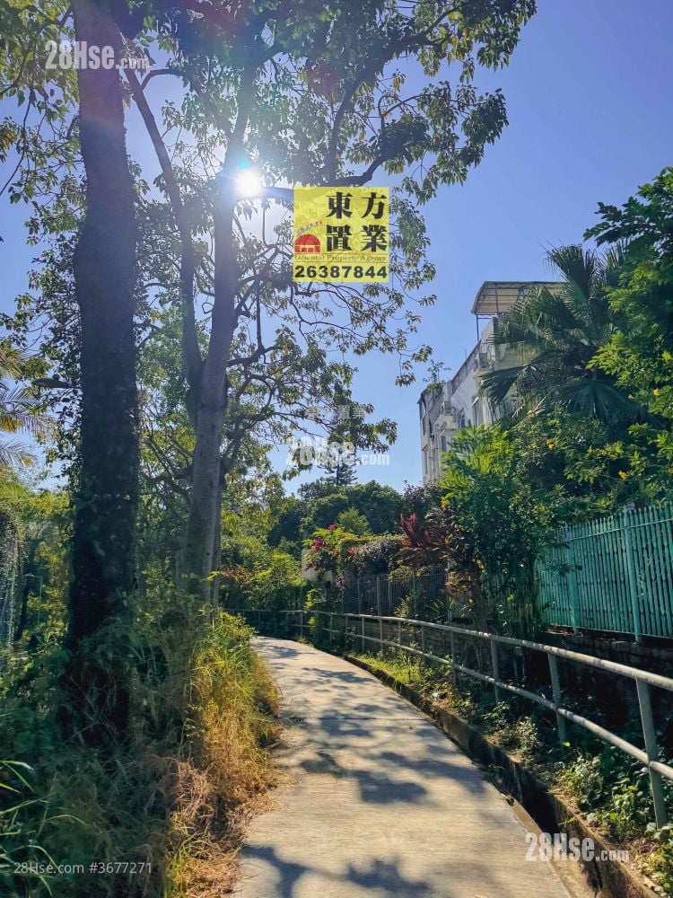 Village Sell 2 Bedrooms , 1 Bathroom 435 ft²