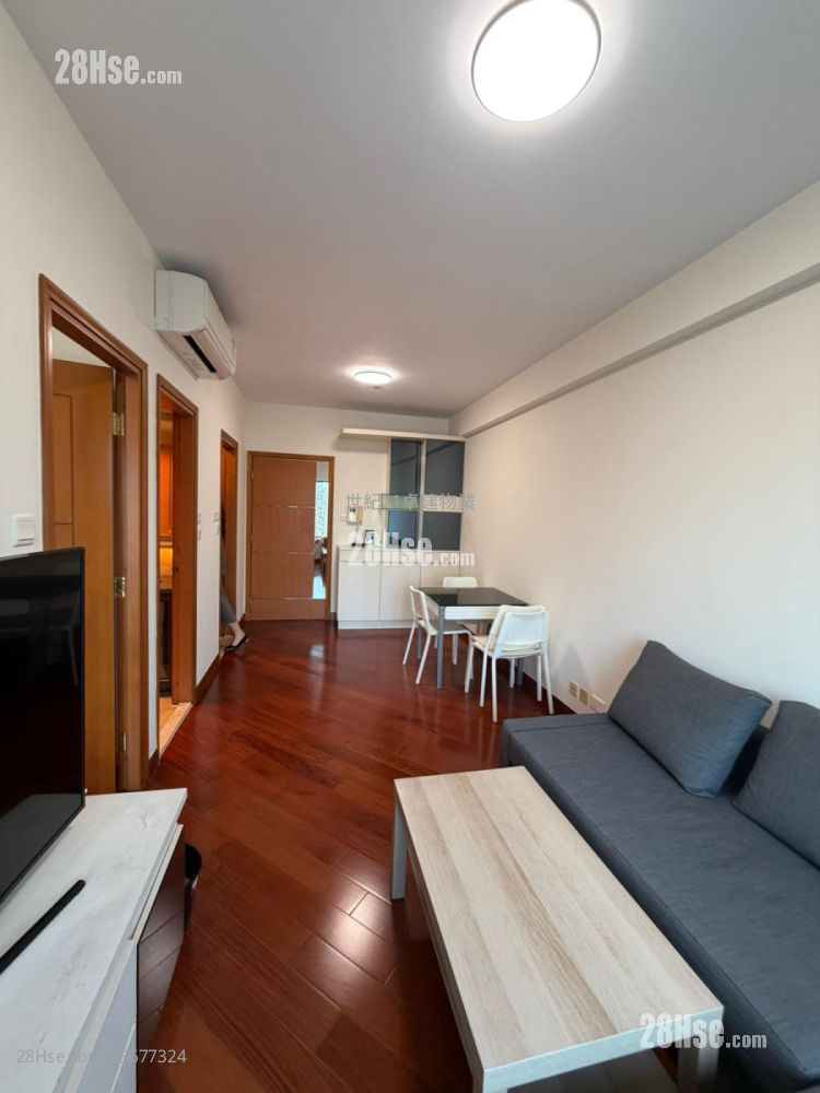 The Arch Sell 1 Bedroom , 1 Bathroom 400 ft²