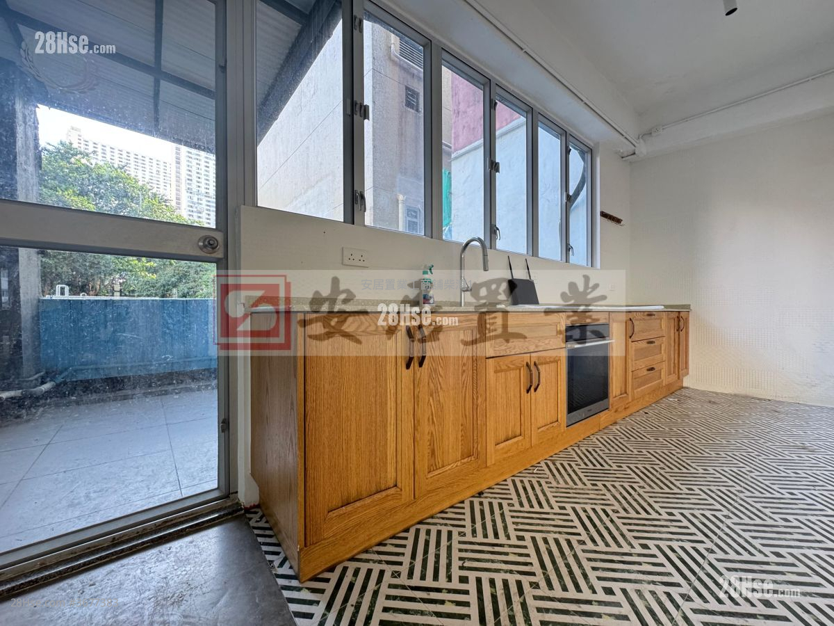 Chi Ko Industrial Building Rental 2,000 ft²