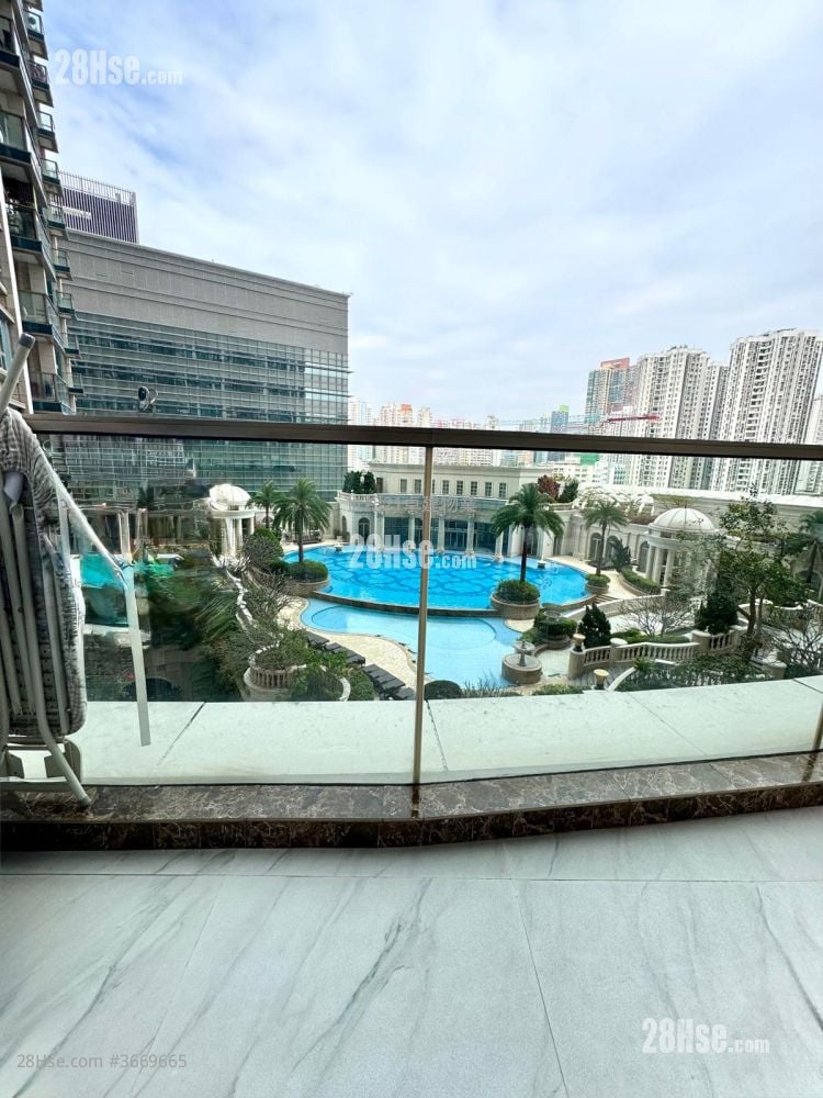 The Coronation Sell 2 Bedrooms , 1 Bathroom 513 ft²