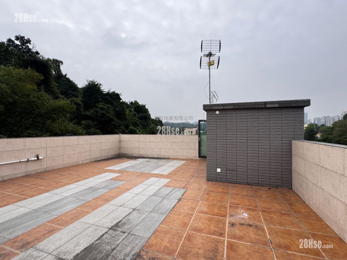 村屋 售盘 3 房 , 2 浴室