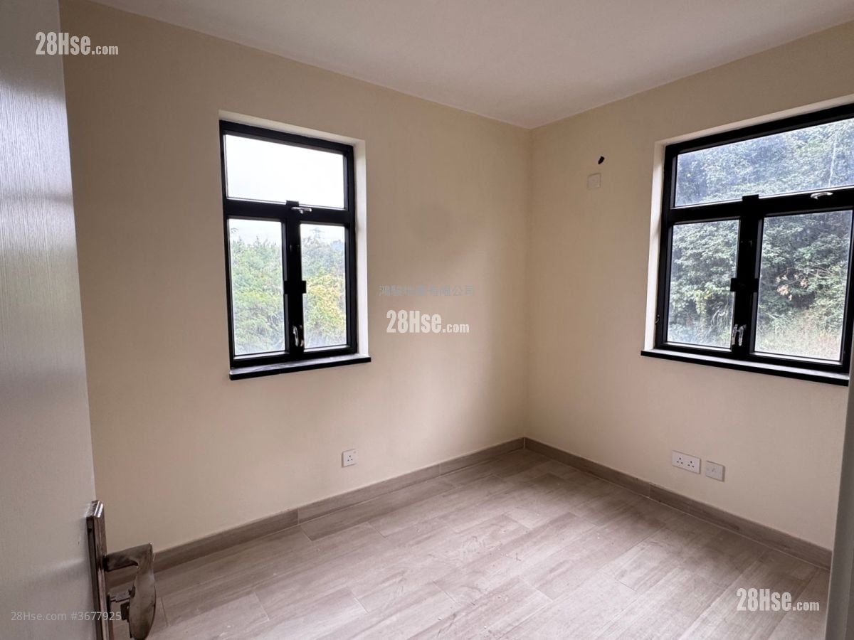 村屋 售盘 3 房 , 2 浴室