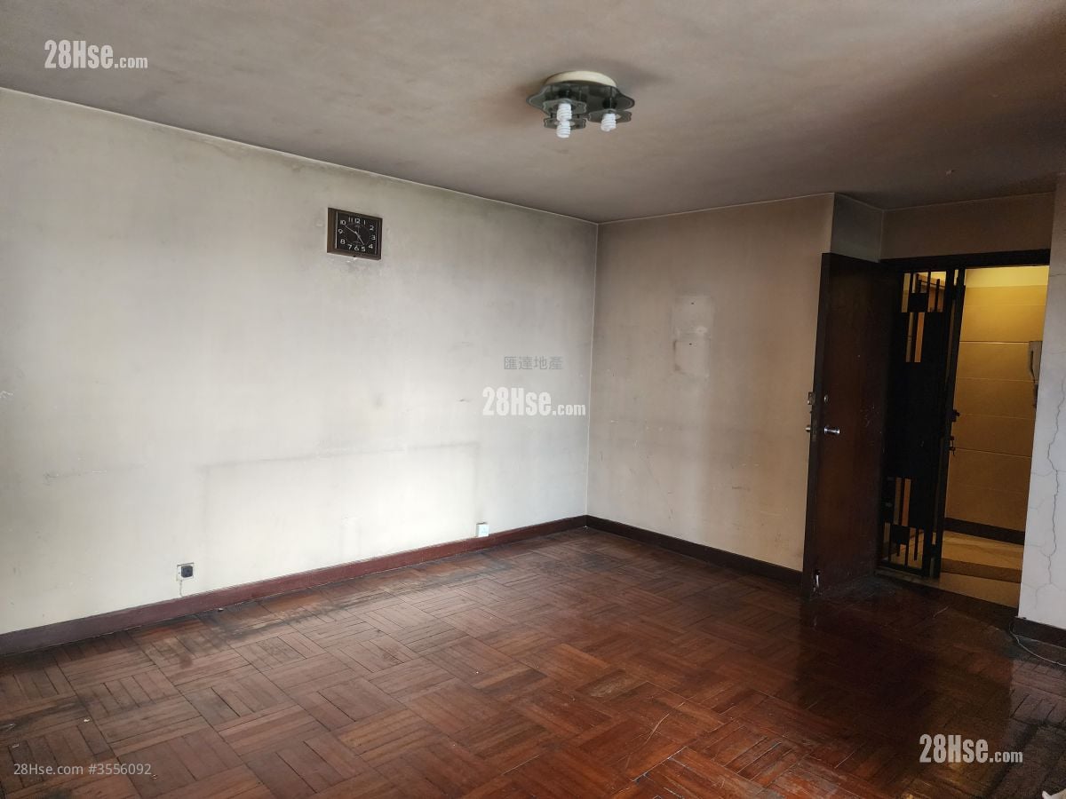 美孚新邨 售盘 906 平方尺