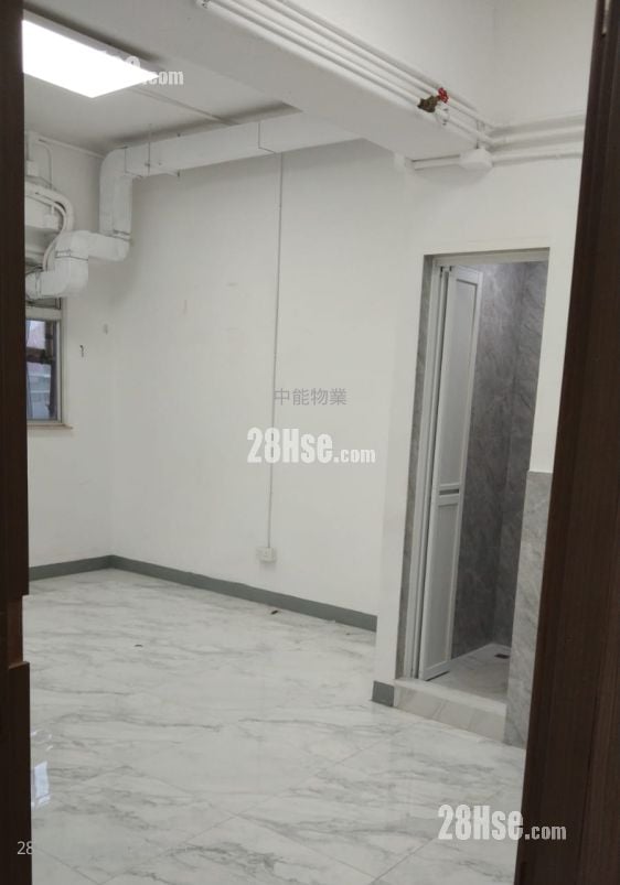 百胜工厂大厦 租盘 200 平方尺