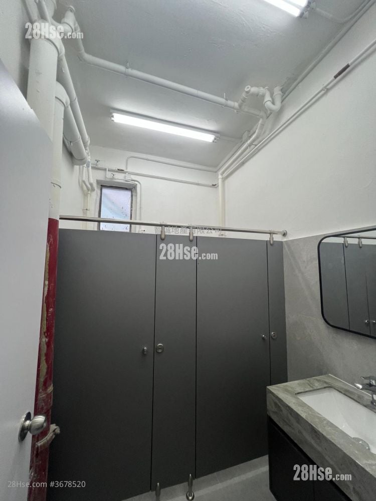 Adp Pentagon Centre Rental