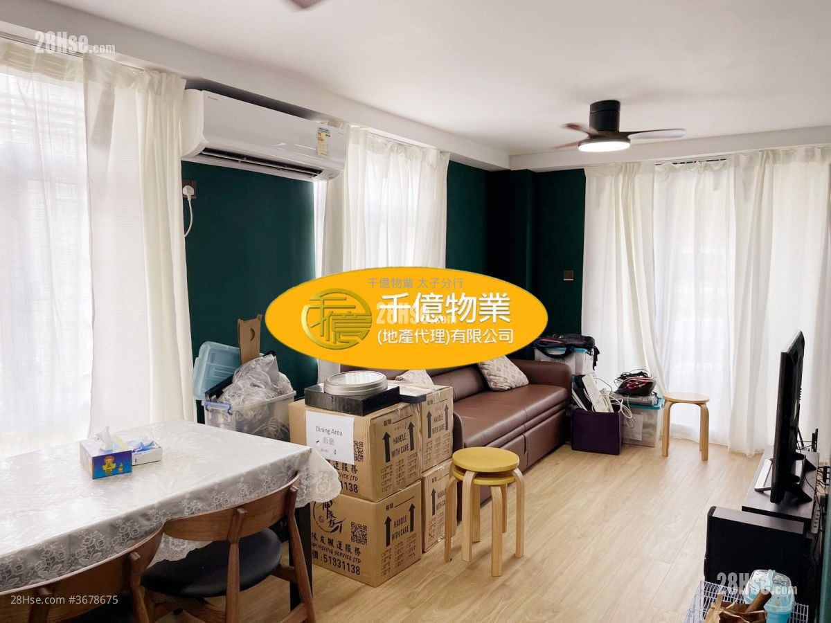 美孚新邨 售盘 2 房 , 2 浴室 702 平方尺