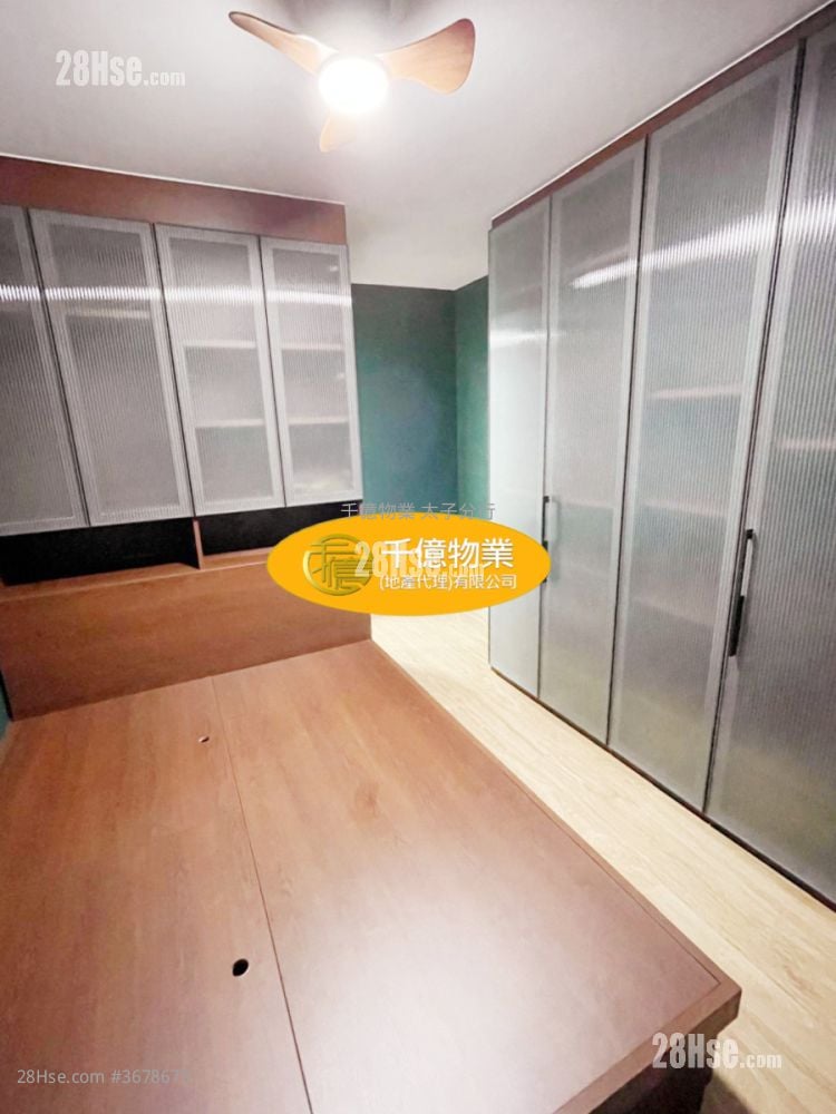 美孚新邨 售盘 2 房 , 2 浴室 702 平方尺