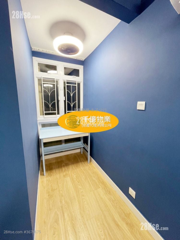 美孚新邨 售盘 2 房 , 2 浴室 702 平方尺