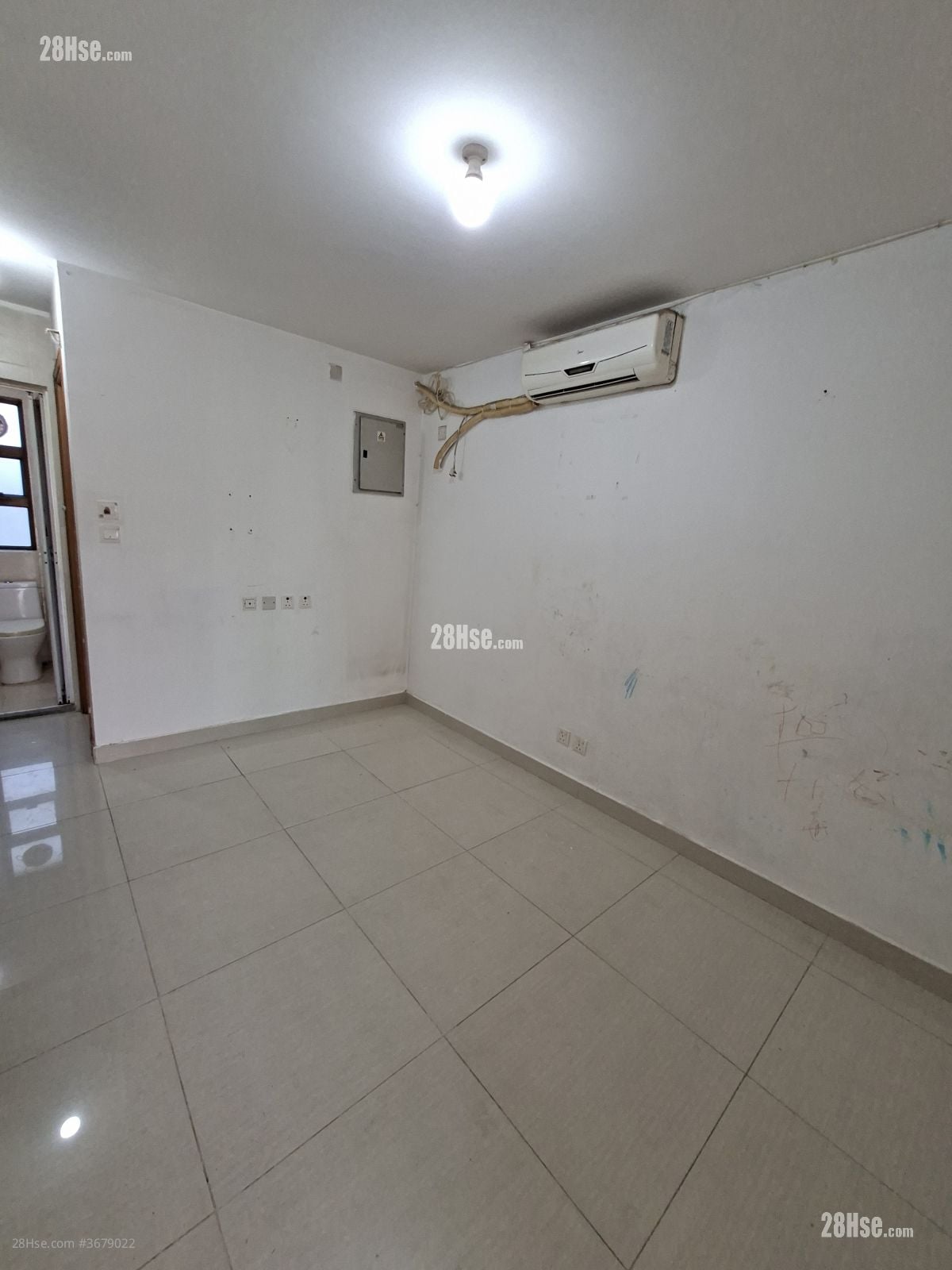 村屋 售盘 2 房 , 1 浴室 360 平方尺