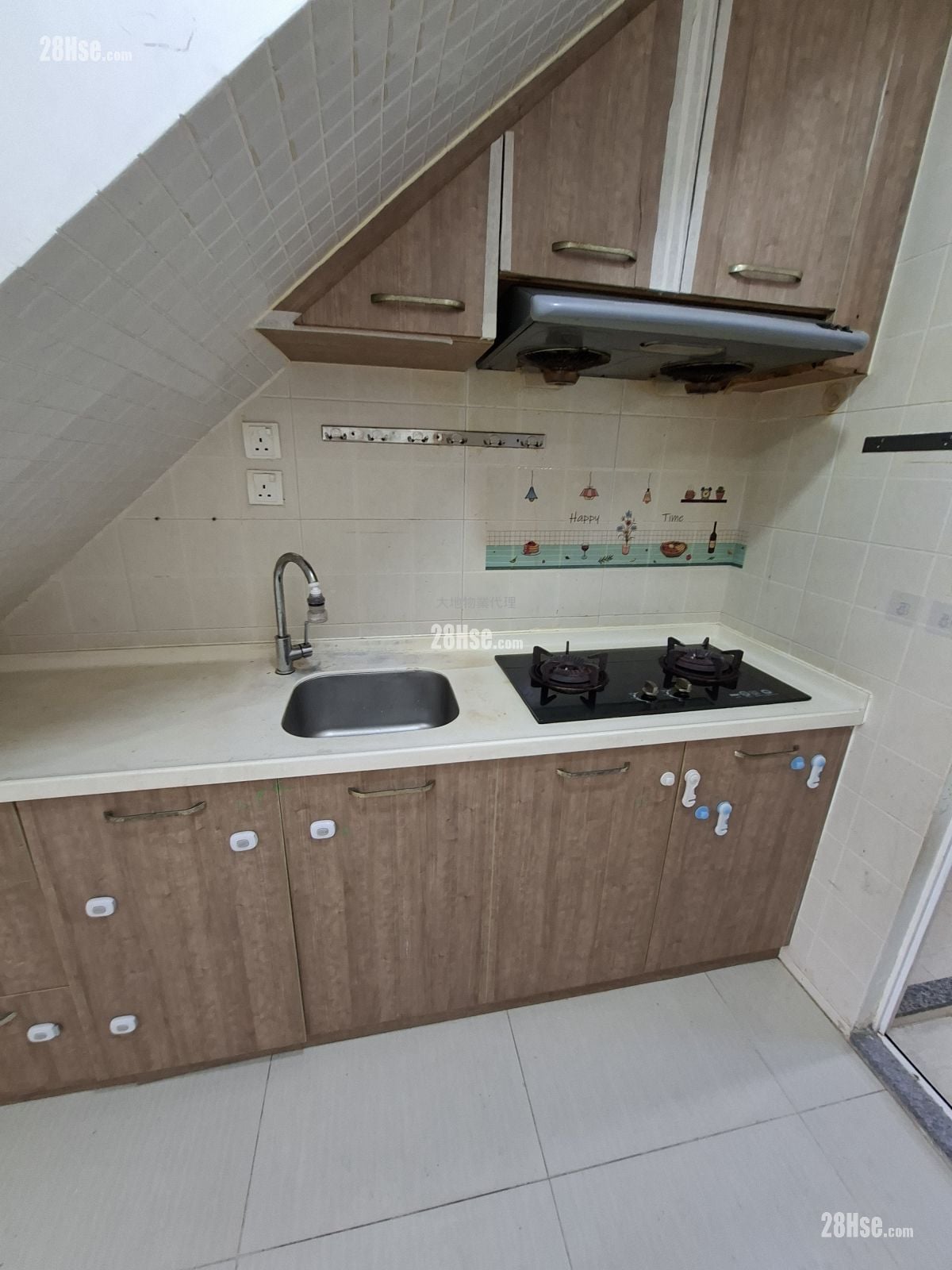 村屋 售盘 2 房 , 1 浴室 360 平方尺