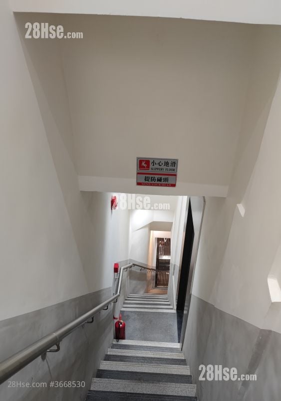 111 Pei Ho Street Rental 130 ft²