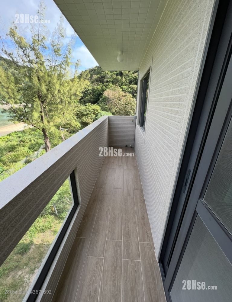 Village Rental 2 Bedrooms , 2 Bathrooms 700 ft²