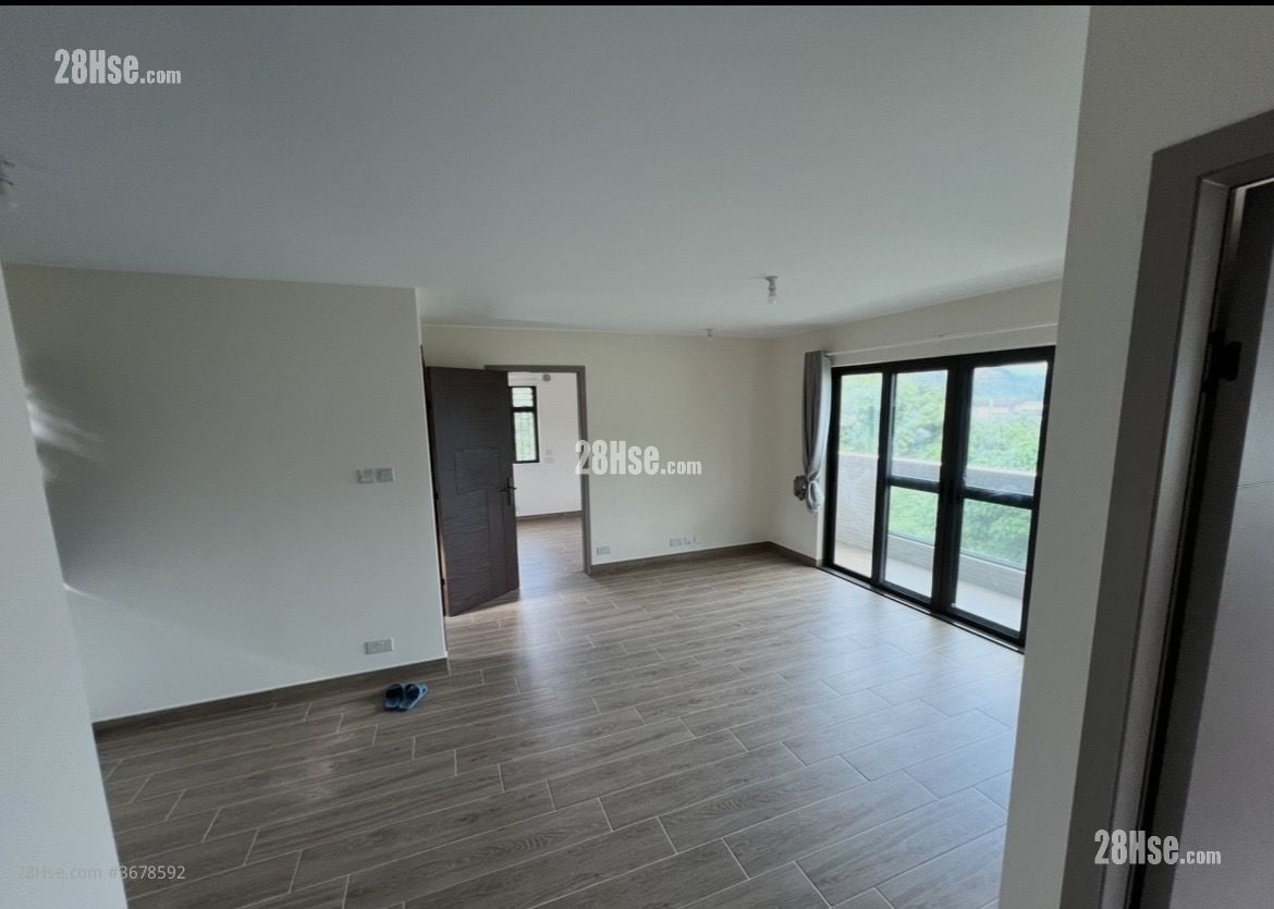 Village Rental 2 Bedrooms , 2 Bathrooms 700 ft²