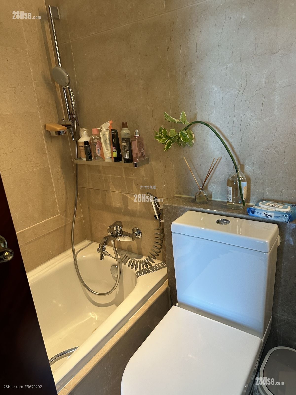 观月桦峯 售盘 3 房 , 2 浴室 808 平方尺