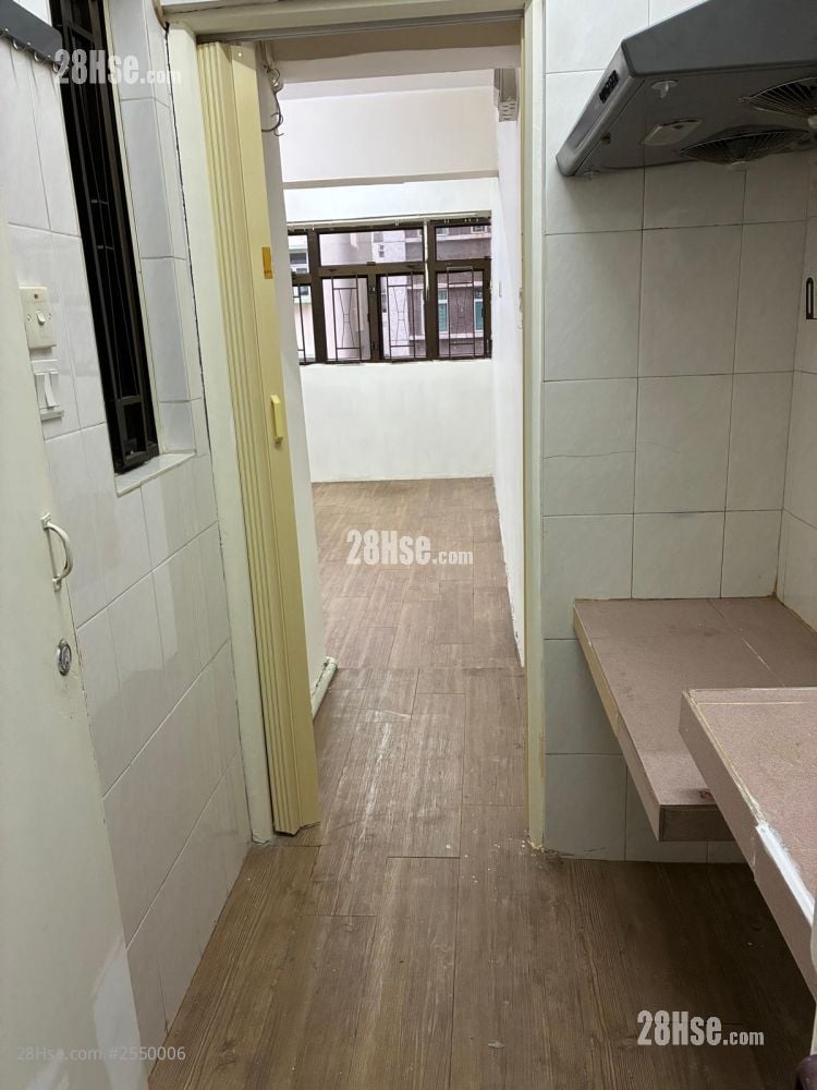 福安大廈 租盤 228 平方呎