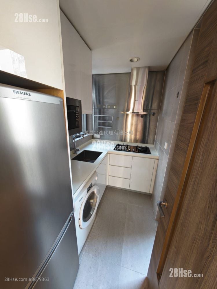 Heya Star Sell 2 Bedrooms , 1 Bathroom 520 ft²