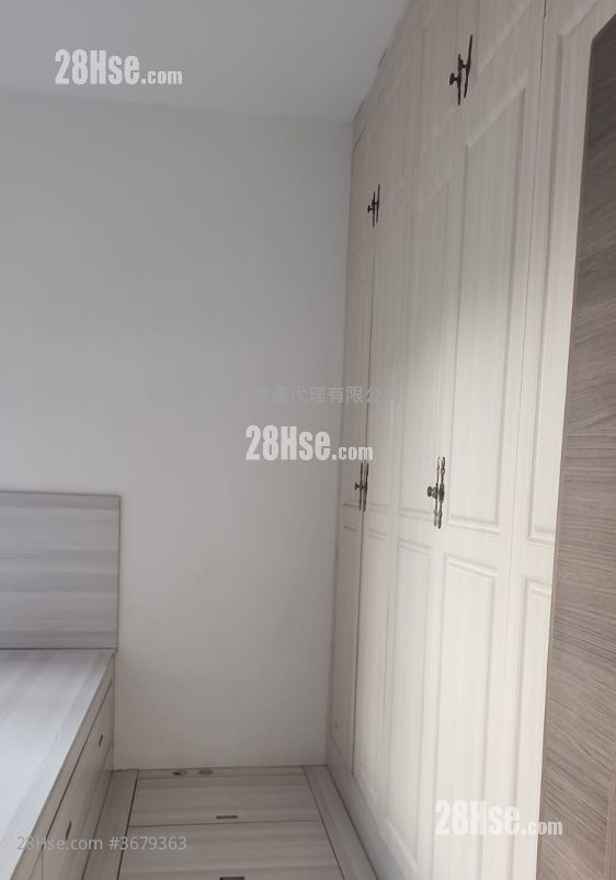 Heya Star Sell 2 Bedrooms , 1 Bathroom 520 ft²