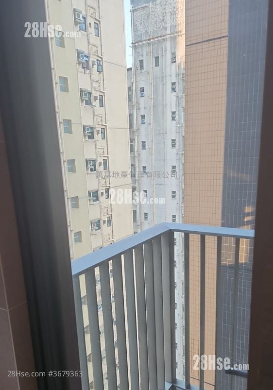 Heya Star Sell 2 Bedrooms , 1 Bathroom 520 ft²