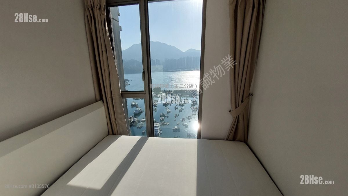 One East Coast Rental Studio , 1 Bathroom 264 ft²