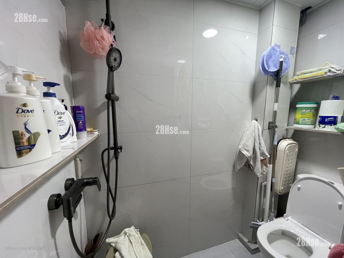 朗屏邨 售盤 開放式間隔 , 1 浴室 423 平方呎