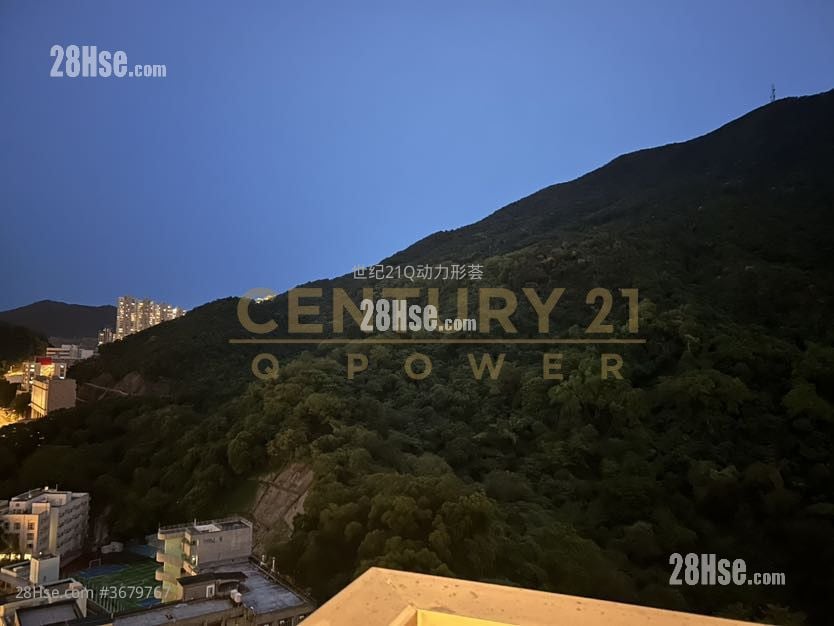 Lime Gala Sell 3 Bedrooms , 1 Bathroom 712 ft²