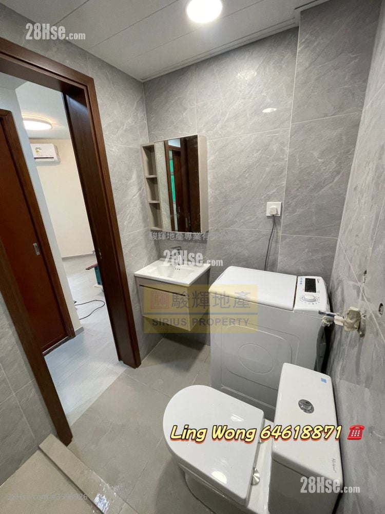 Luna Court Sell 2 Bedrooms , 1 Bathroom 447 ft²