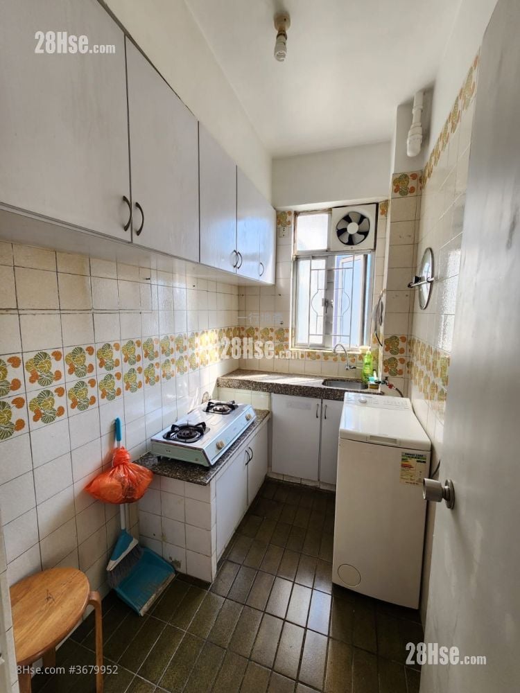 骆克大厦 租盘 2 房 , 1 浴室 447 平方尺