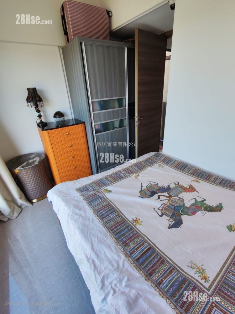 娉廷 售盘 5+ 房 , 3 浴室 1,589 平方尺