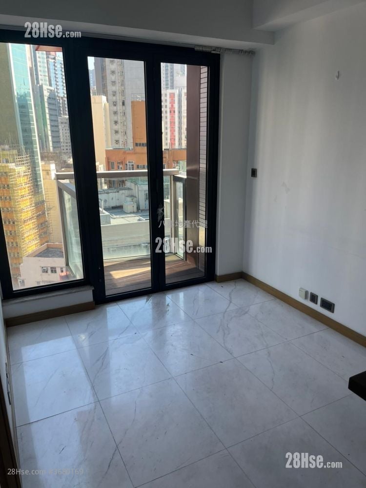 维峯 租盘 1 房 , 1 浴室 284 平方尺