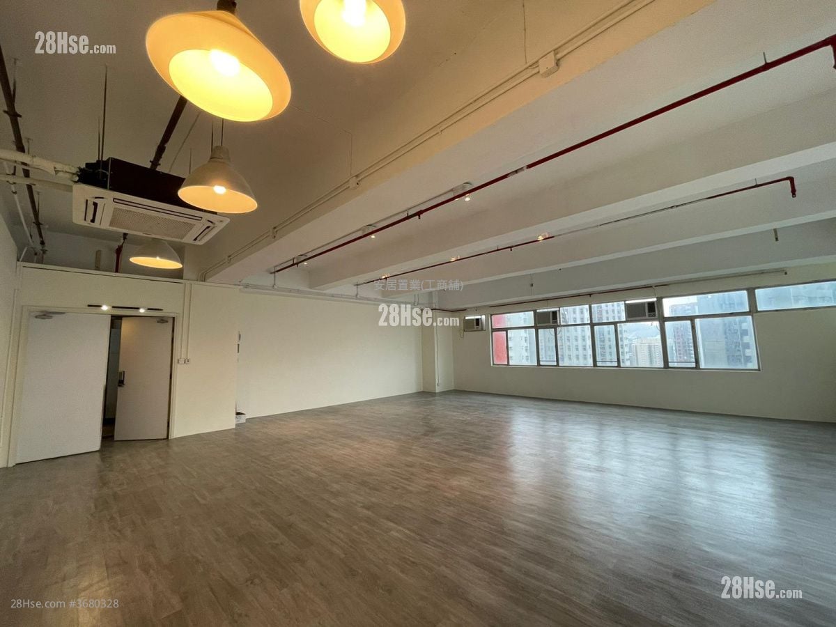 柴湾工业城 租盘 1 厕所 1,293 平方尺