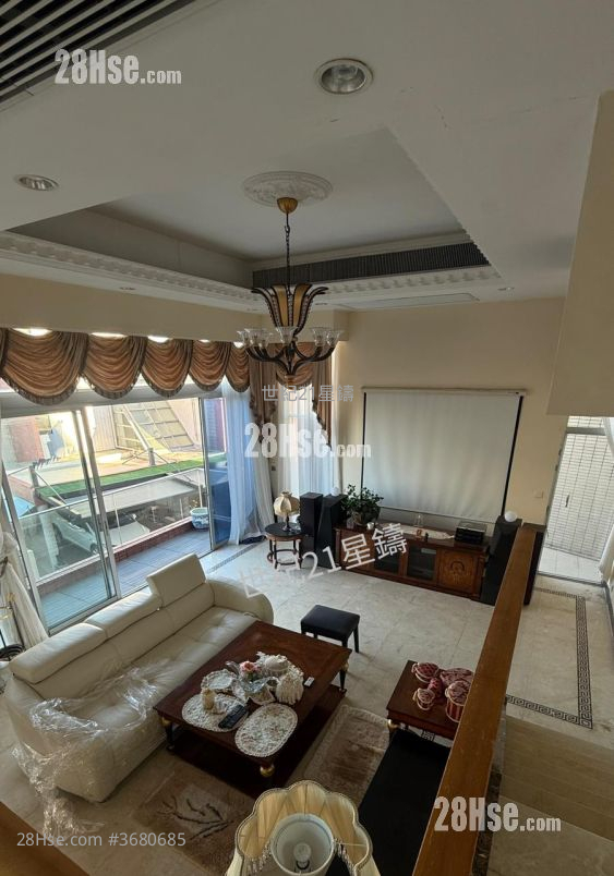 Sunshine Villa Sell 3 Bedrooms 1,690 ft²