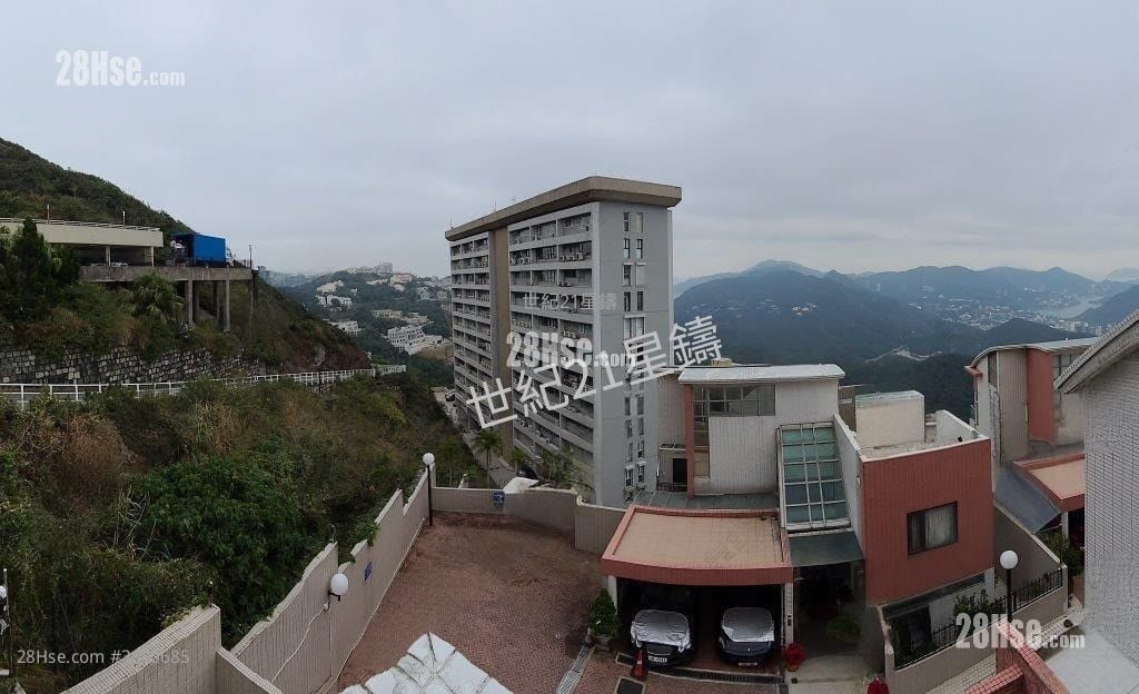 Sunshine Villa Sell 3 Bedrooms 1,690 ft²