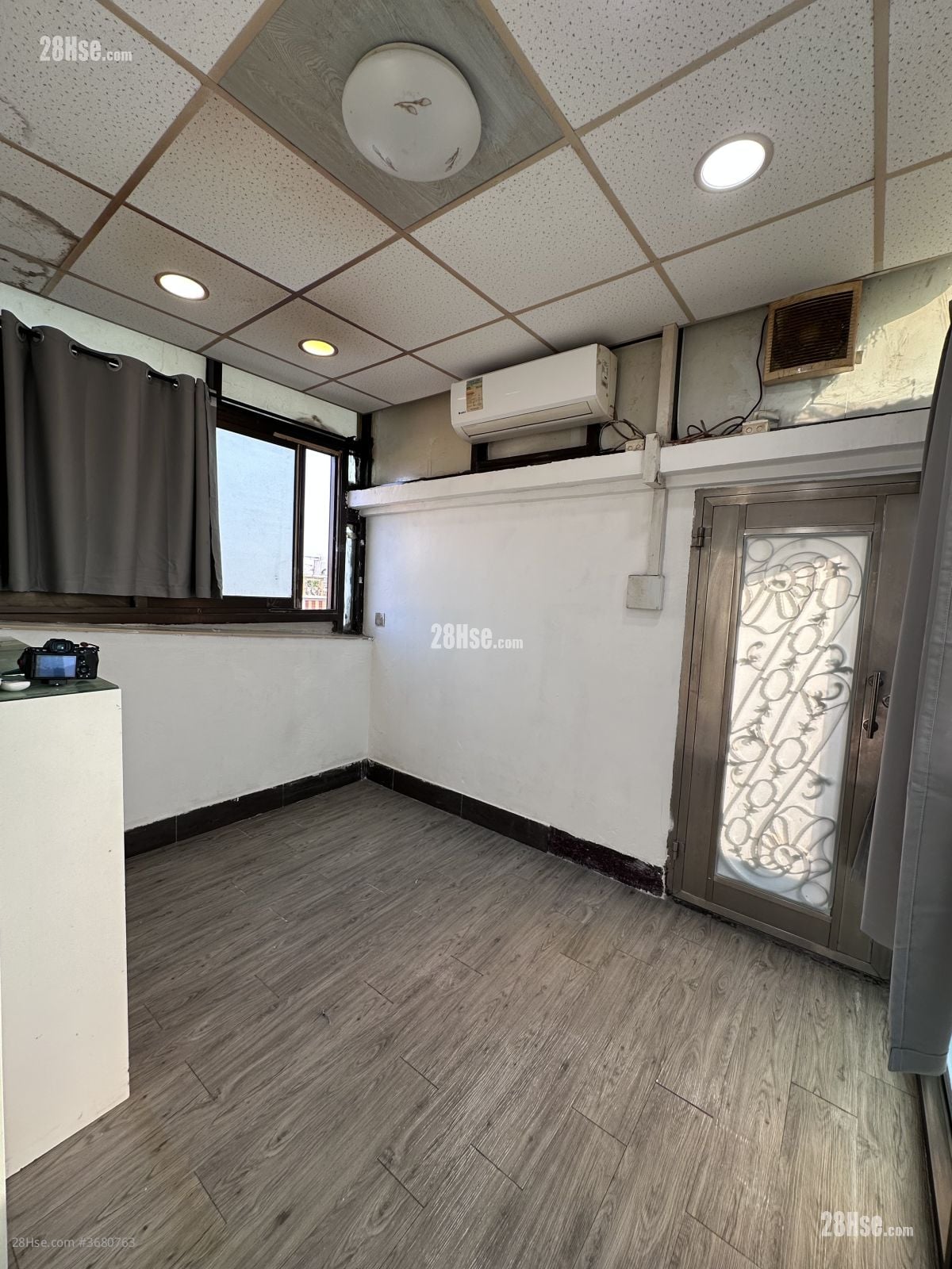 威斯登豪庭 租盘 1 房 , 1 浴室 300 平方尺