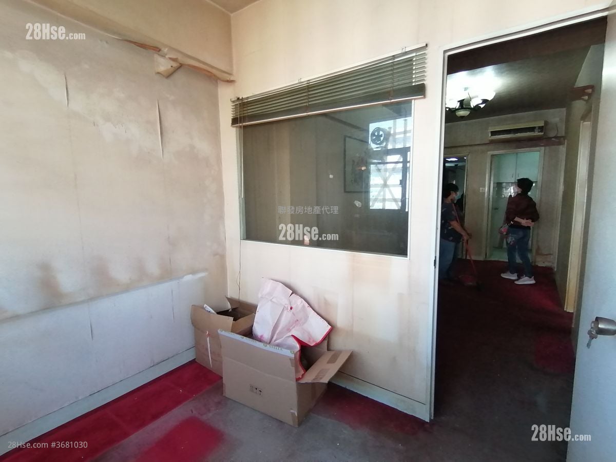 長榮大廈 售盤 2 浴室 554 平方呎